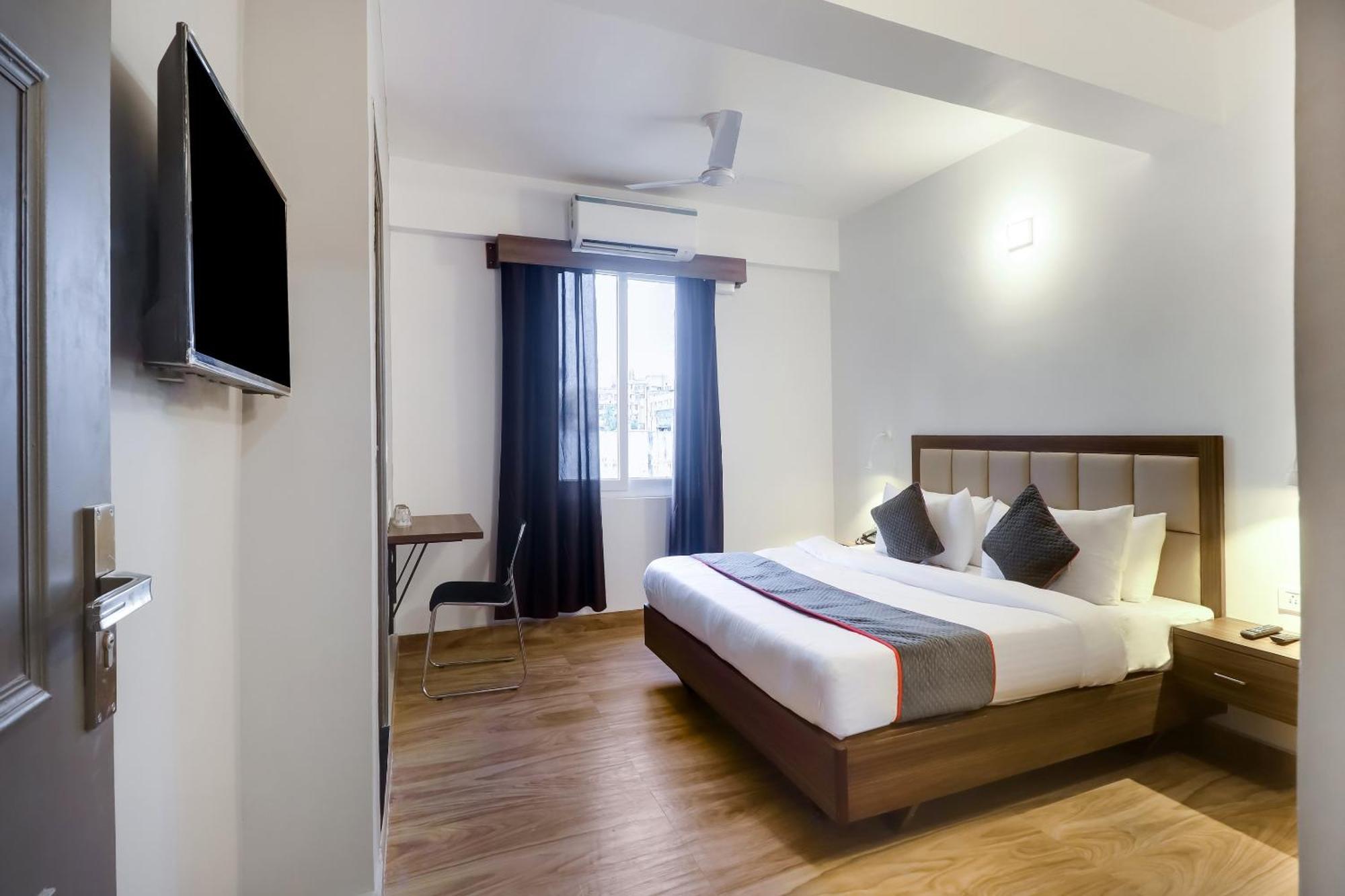 Townhouse Townhouse Clark Inn باتنا المظهر الخارجي الصورة