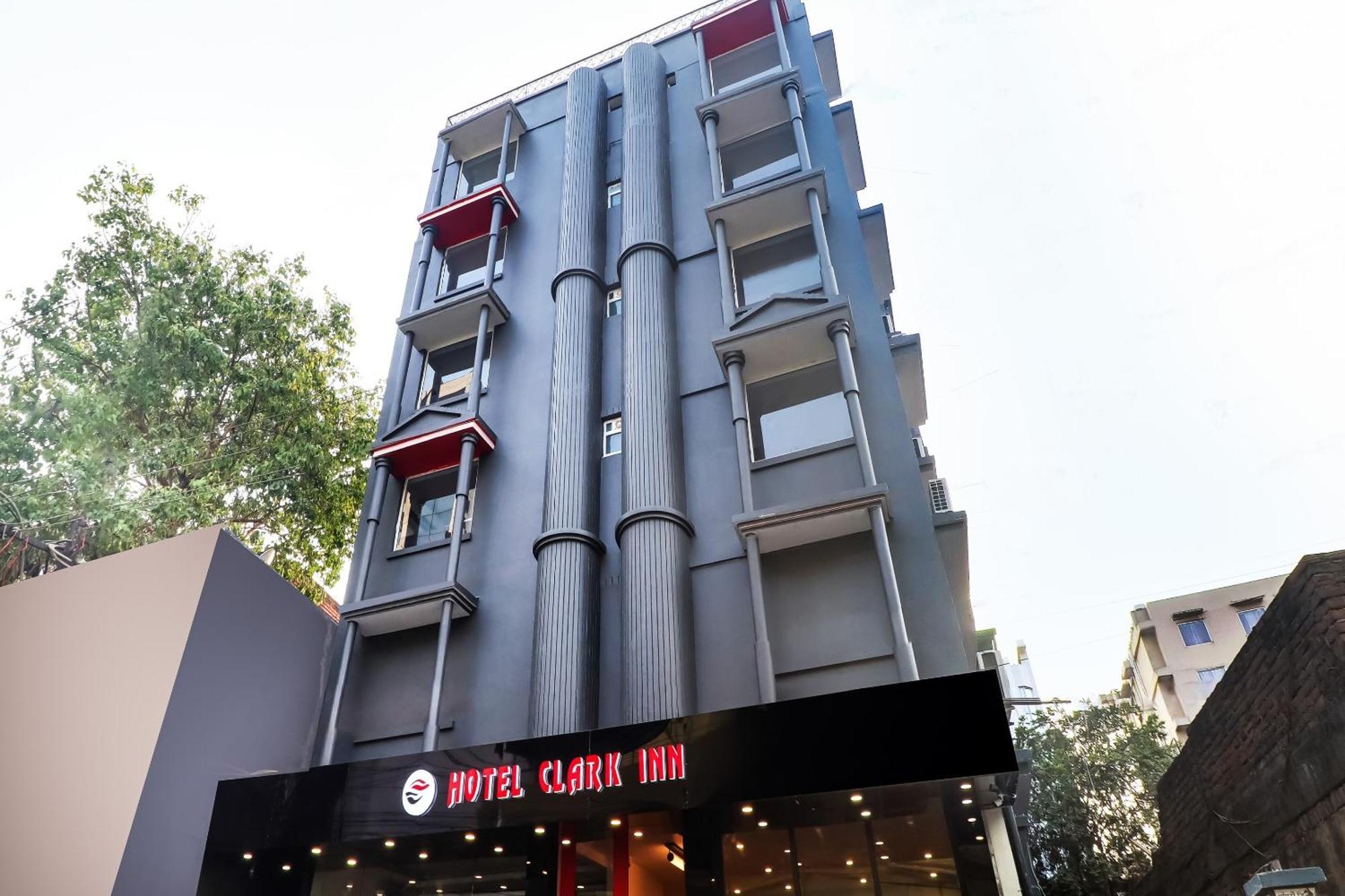 Townhouse Townhouse Clark Inn باتنا المظهر الخارجي الصورة