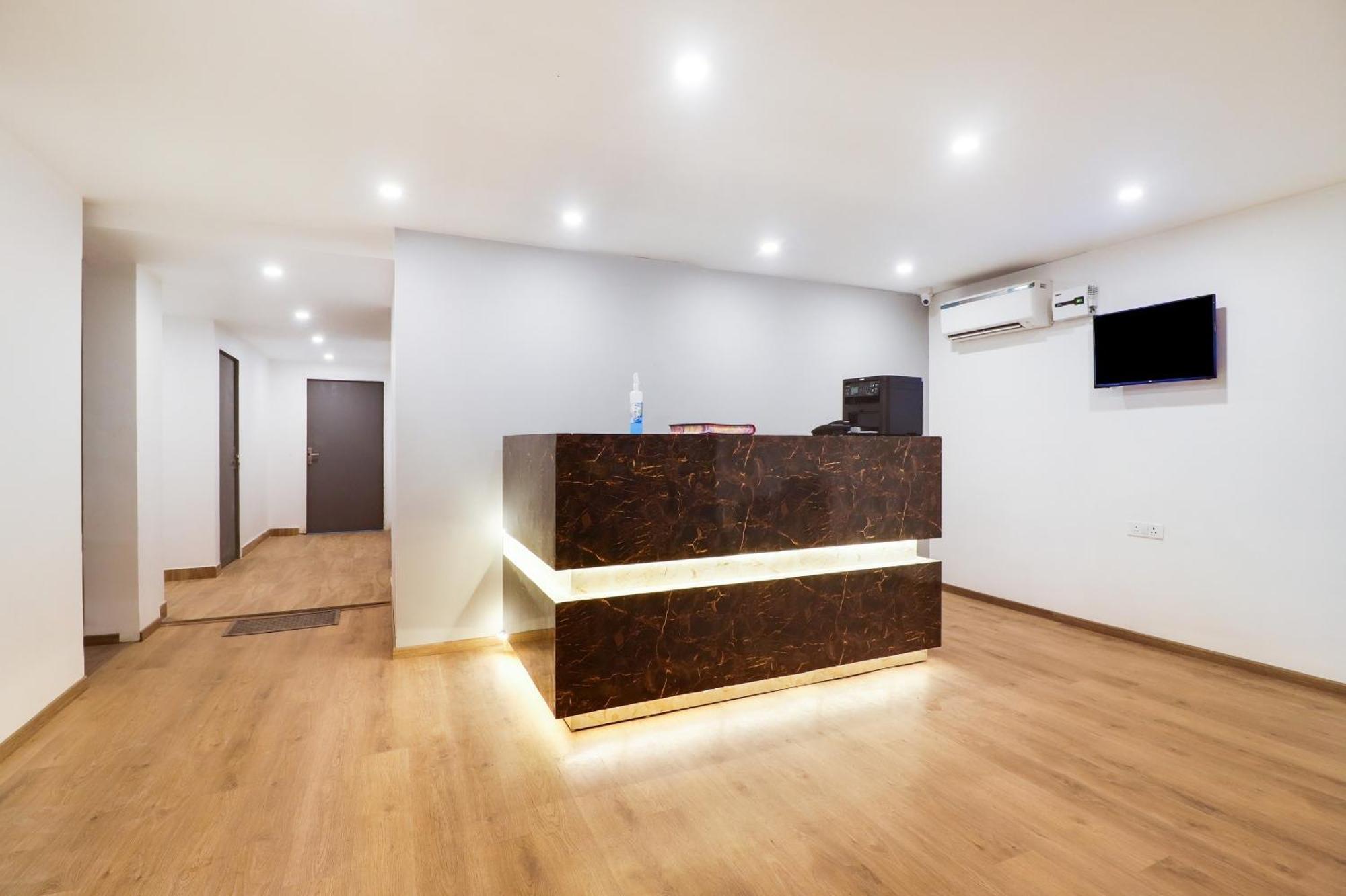 Townhouse Townhouse Clark Inn باتنا المظهر الخارجي الصورة